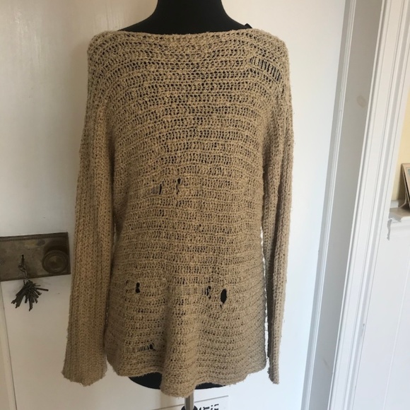 Distressed Sweater - Picture 3 of 4